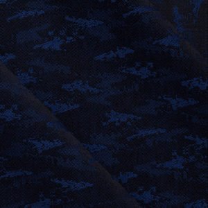 Eveningwear: Elegant Camouflage in Blau