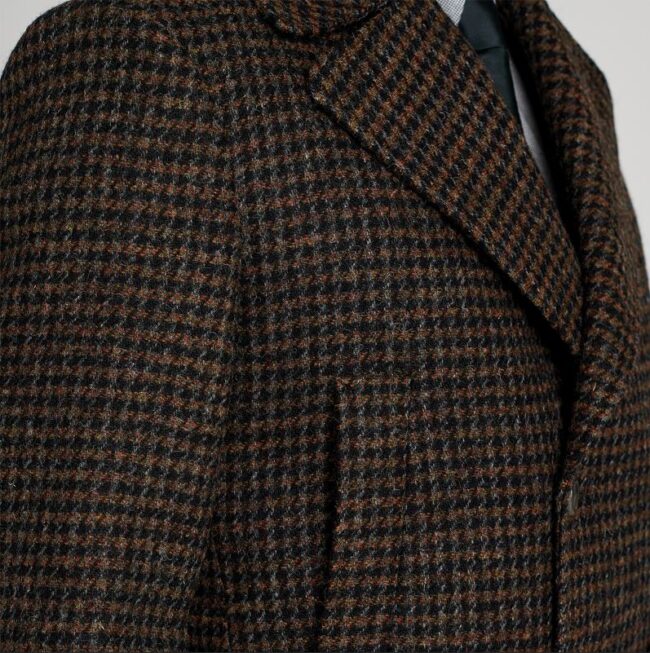 Mantel Caban Tweed Zweireiher Kragen