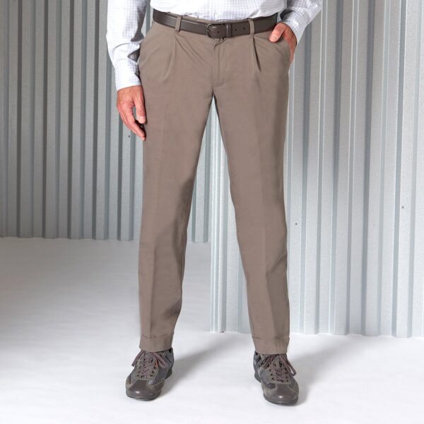 Chino Hose Schilfgrün