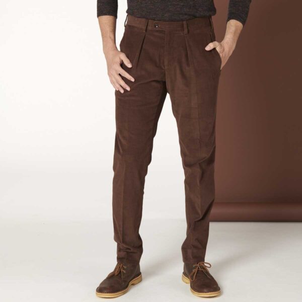 Braune Cordhose