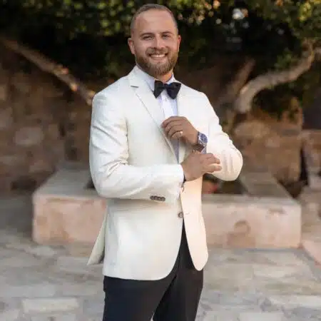 Weißes Dinnerjacket