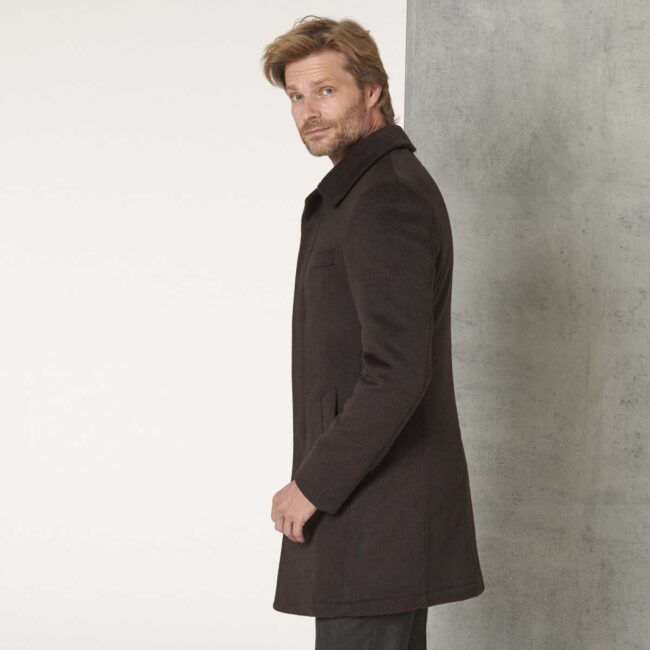 11 1 Brauner Mantel 2 | Klassischer brauner Mantel