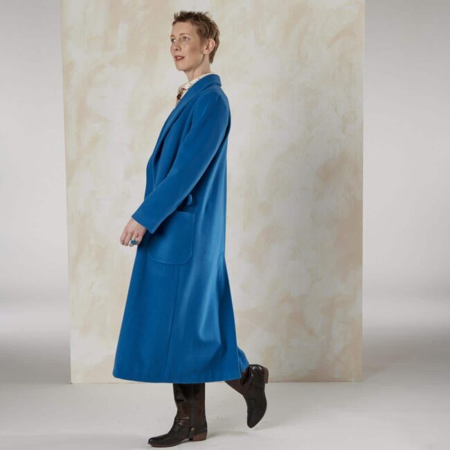 16 blauer Mantel seitlich | Türkiser Woll-Kaschmir Mantel